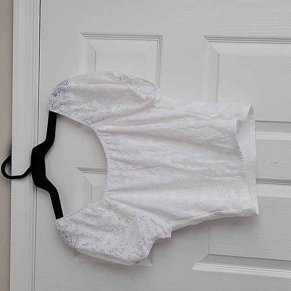 No Boundaries Women's Top - Picture 6 of 11